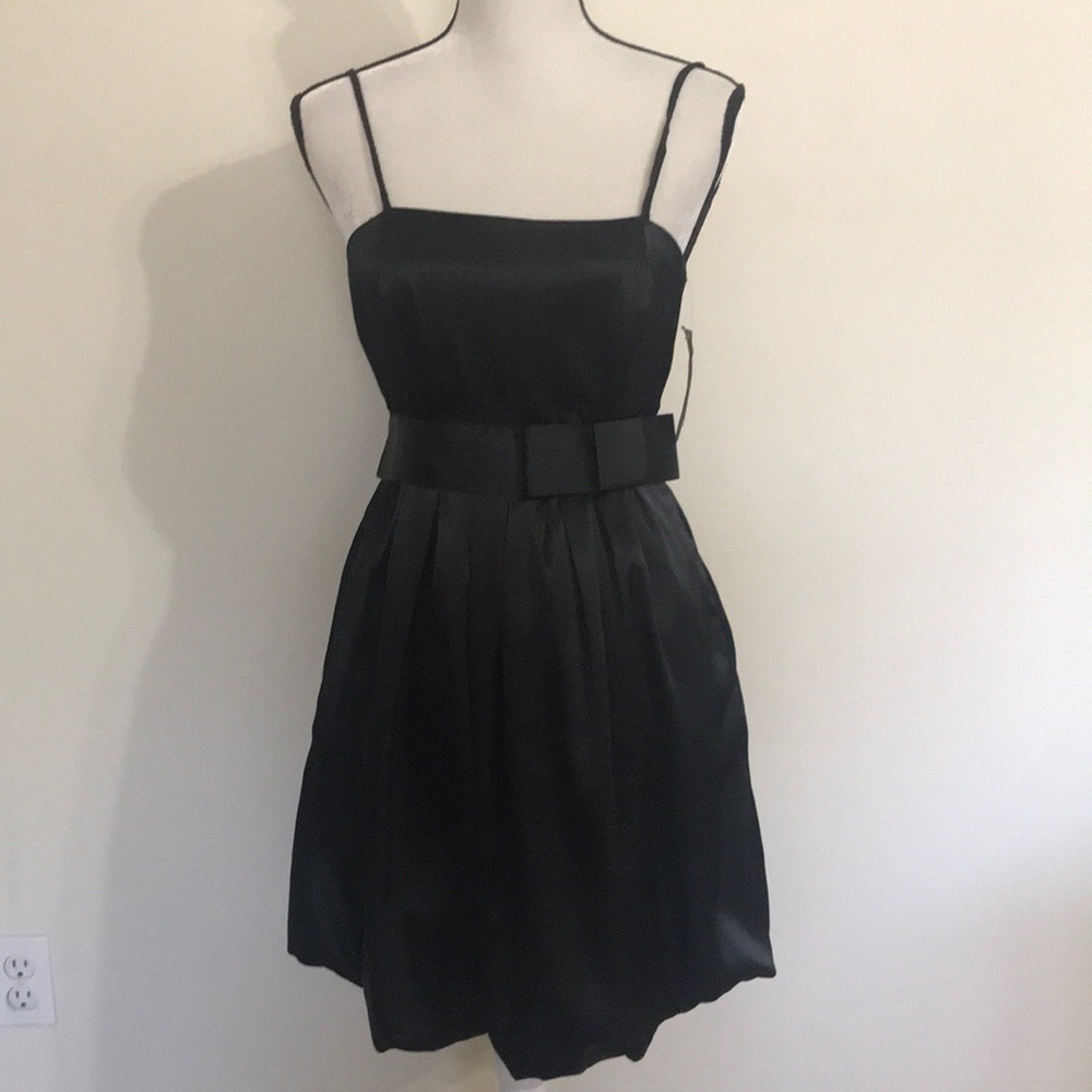 Molly B black  sz 0 cocktail dress strappy new/tag